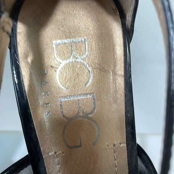 BCBG black patent leather and mesh heels - Picture 5 of 7